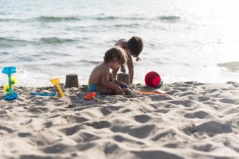 Παιδί στην παραλία: Ιδέες για δραστηριότητες